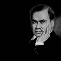 Rubén Darío, ¿Dichoso el árbol que es apenas sensitivo?